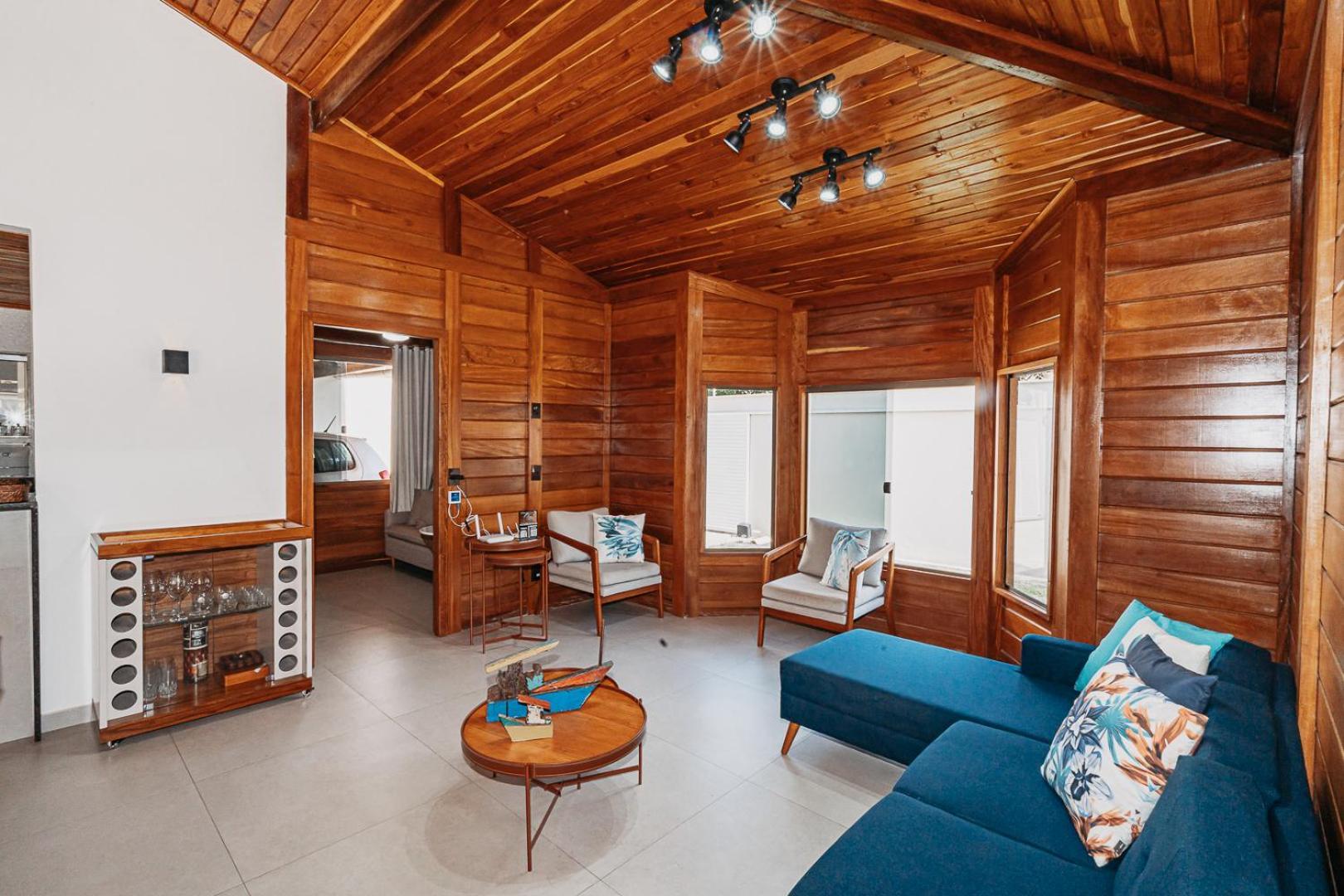 Casadecastelhanos, Quadra Do Mar De Castelhanos, 4 Suites Com Ar, Churrasqueira, Piscina, Hidromassagem, Cozinha Integrada Gourmet Ideal Para Familia E Amigos 안치에타 외부 사진