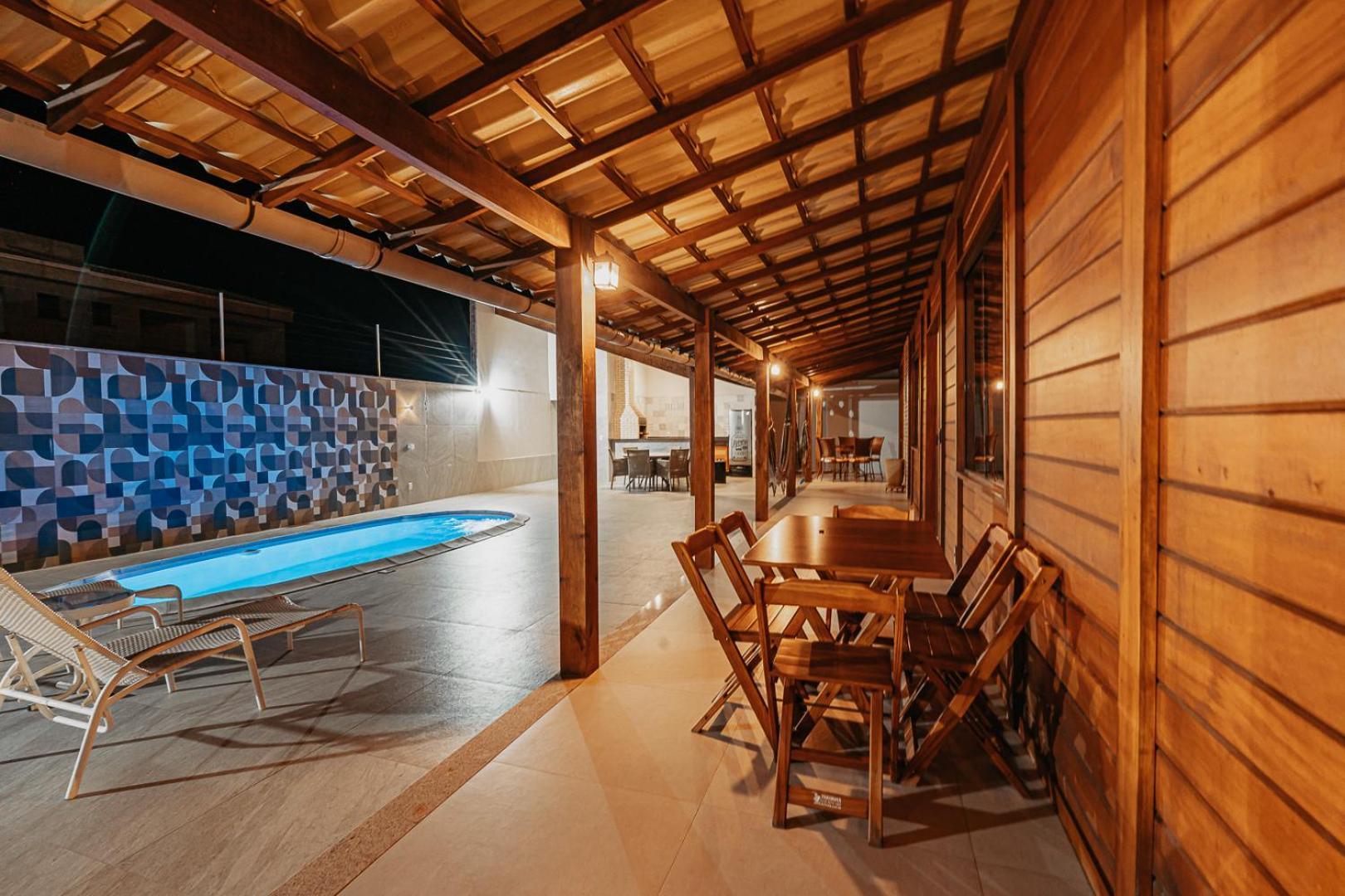 Casadecastelhanos, Quadra Do Mar De Castelhanos, 4 Suites Com Ar, Churrasqueira, Piscina, Hidromassagem, Cozinha Integrada Gourmet Ideal Para Familia E Amigos 안치에타 외부 사진