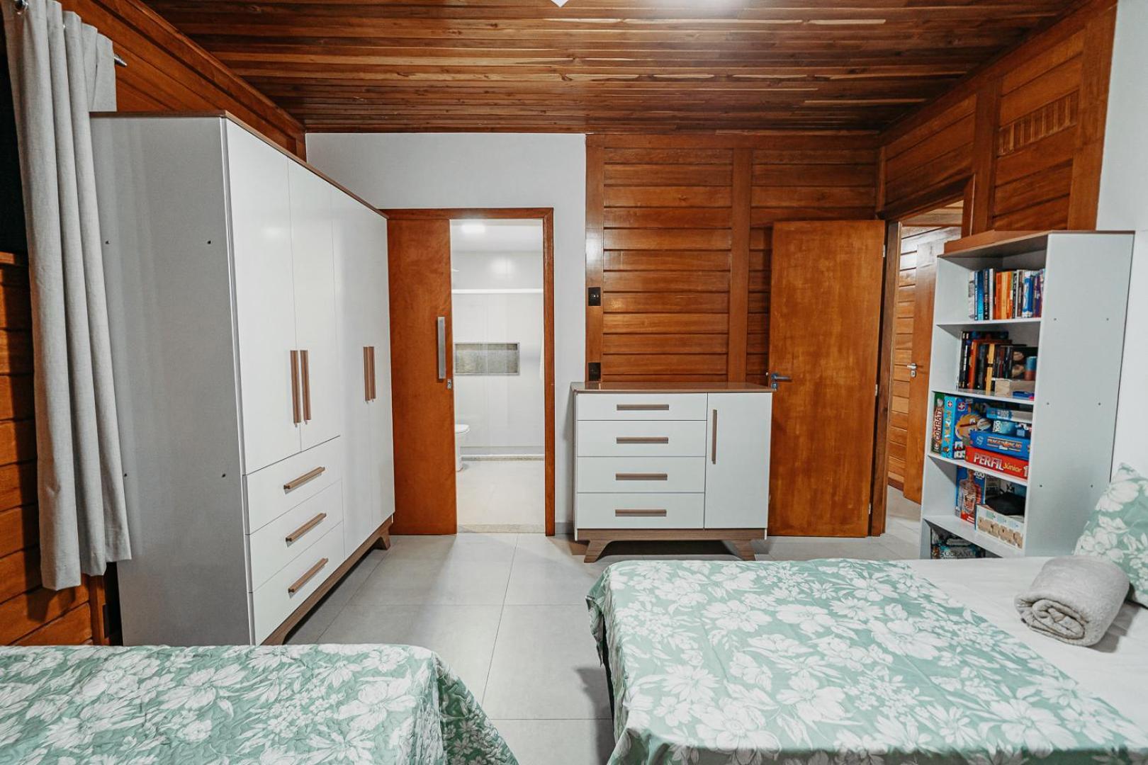 Casadecastelhanos, Quadra Do Mar De Castelhanos, 4 Suites Com Ar, Churrasqueira, Piscina, Hidromassagem, Cozinha Integrada Gourmet Ideal Para Familia E Amigos 안치에타 외부 사진