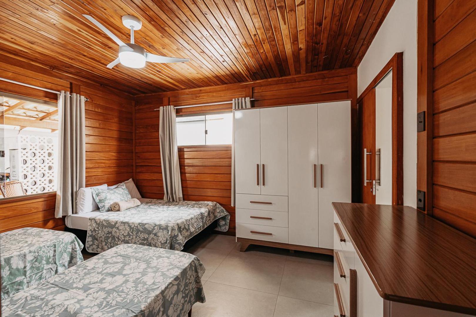 Casadecastelhanos, Quadra Do Mar De Castelhanos, 4 Suites Com Ar, Churrasqueira, Piscina, Hidromassagem, Cozinha Integrada Gourmet Ideal Para Familia E Amigos 안치에타 외부 사진