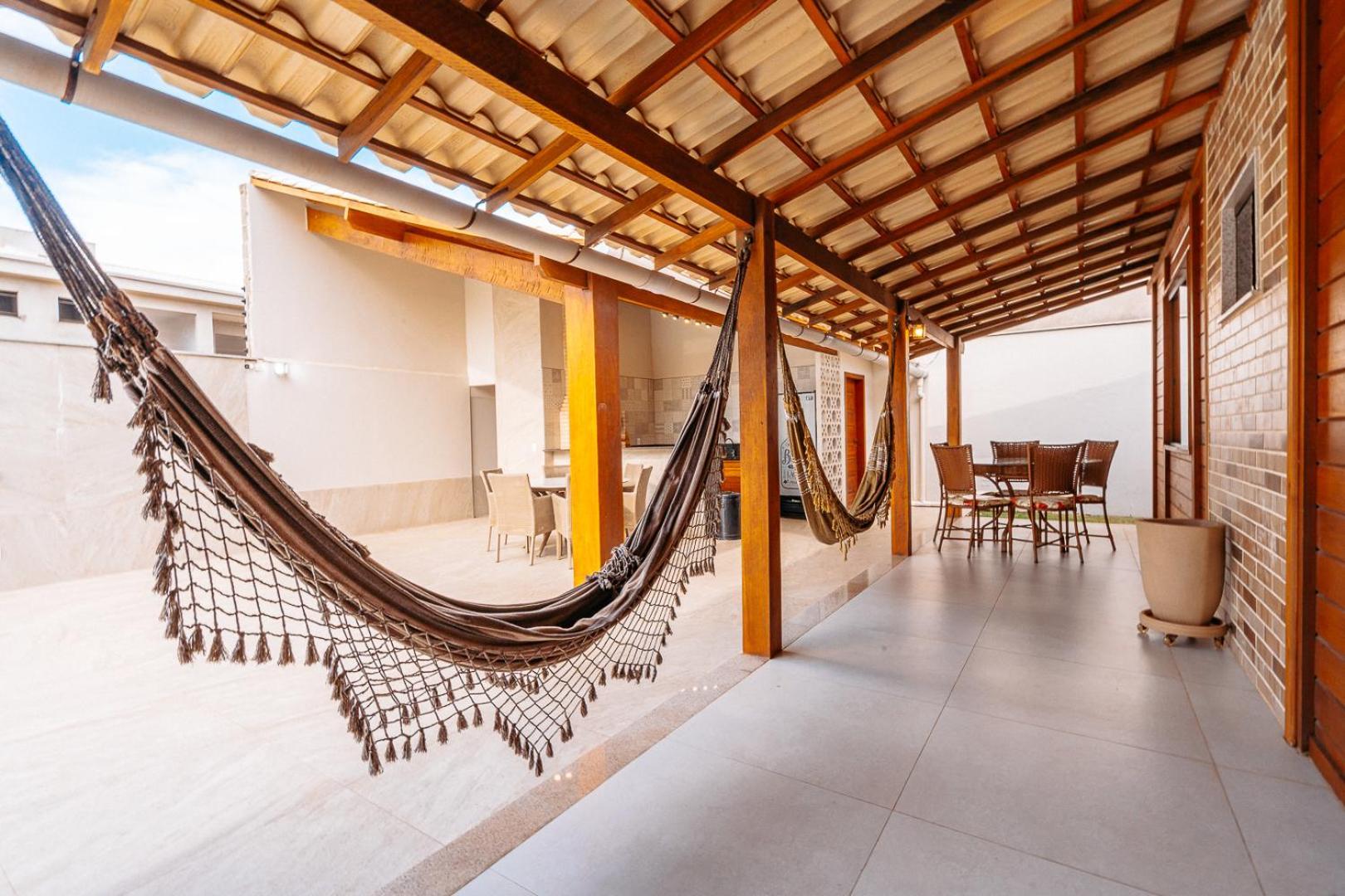 Casadecastelhanos, Quadra Do Mar De Castelhanos, 4 Suites Com Ar, Churrasqueira, Piscina, Hidromassagem, Cozinha Integrada Gourmet Ideal Para Familia E Amigos 안치에타 외부 사진
