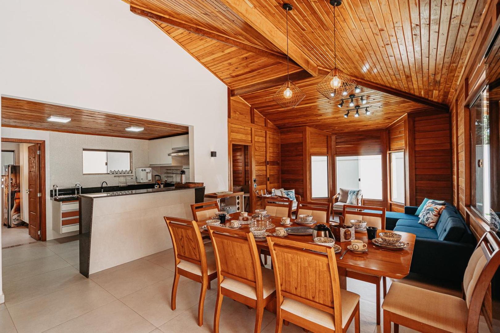 Casadecastelhanos, Quadra Do Mar De Castelhanos, 4 Suites Com Ar, Churrasqueira, Piscina, Hidromassagem, Cozinha Integrada Gourmet Ideal Para Familia E Amigos 안치에타 외부 사진